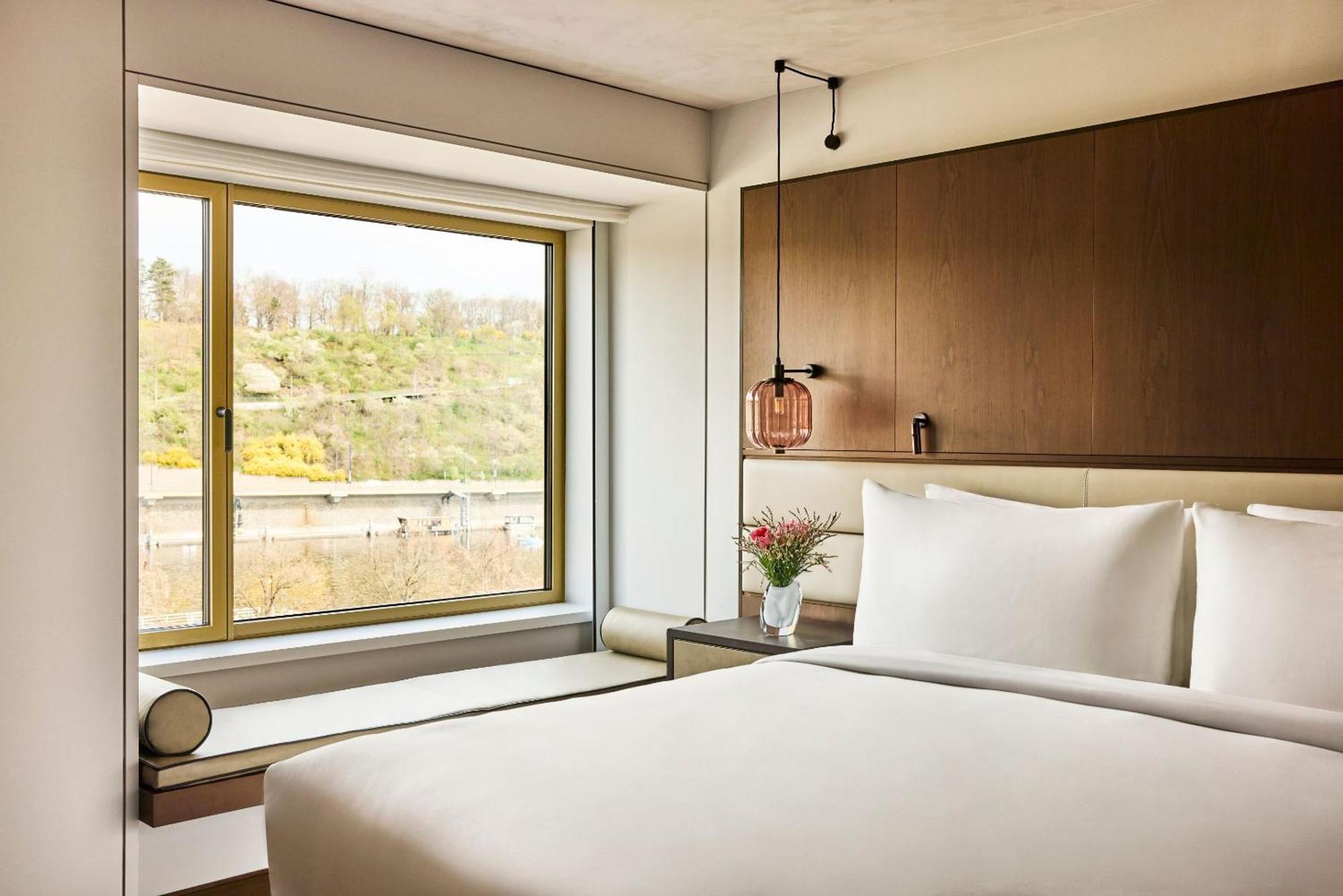 Hotel Fairmont Golden 5*