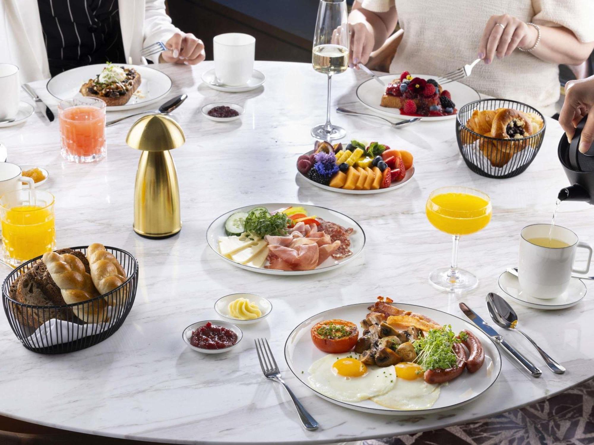 Intercontinental Hotel 5*